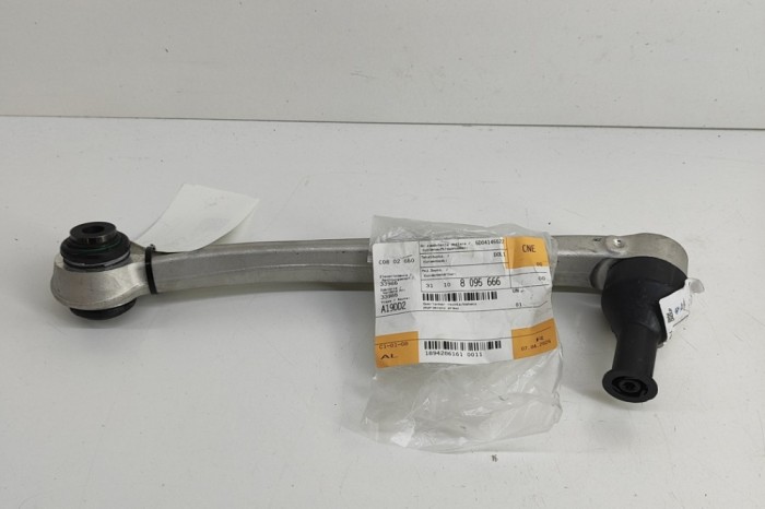 Braț drept dreapta față BMW 3 G20, G80, G28 M3 Competition 2024 OEM: Sedan | 30276935