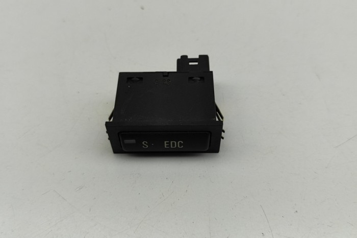Comutator BMW 7 E38 1996 OEM: 8352250 | 31968116