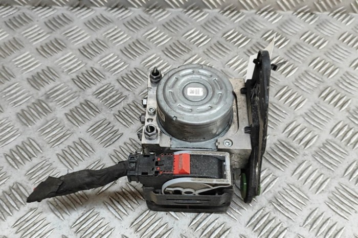 Pompa ABS AUDI Q3 F3 2021 OEM: 5Q0614517GF,5QM614517 31054600