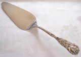 PALETA ARGINTATA PLACATA CU ARGINT DECOR CU TRANDAFIRI 22 CM