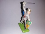 Bnk jc Britains Deetail 691 - cavaler cu sabie si scut