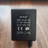 Alimentator, iesire 9V, 400mA, model V35