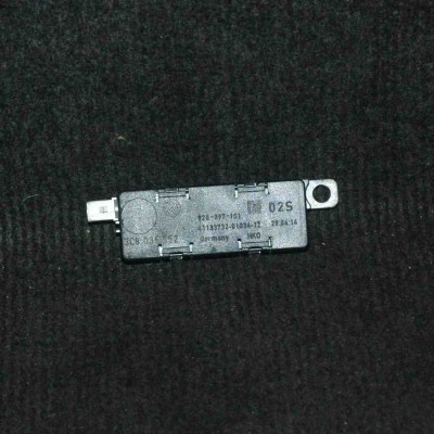 Amplificator de antena VW CC 358 2014 OEM: 3C8035552 foto