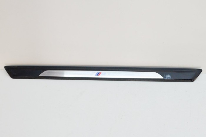Ornament prag dreapta față BMW 2 Cabrio F23 2016 OEM: 8937923,8060730,8058891 13732210