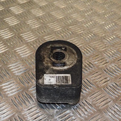Răcitor de ulei NISSAN NOTE E11, NE11 2010 OEM: 779744 | 1648848 foto