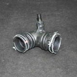 Furtun TOYOTA YARIS _P13_ 2013 OEM: 17881-0Y03017880-0Y030