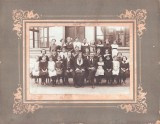 PM447N Elevi și profesori, fotografie fin de si&egrave;cle