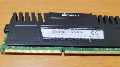 Ram PC Corsair Vengeance 32GB (4X8GB) CMZ32GX3M4X1600C10 foto