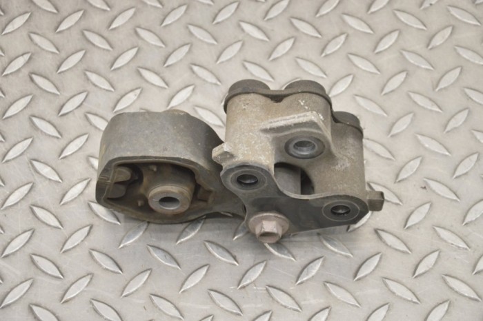 Suport motor dreapta MAZDA 3 Sedan BM 2015 OEM: KD62 | 18083566
