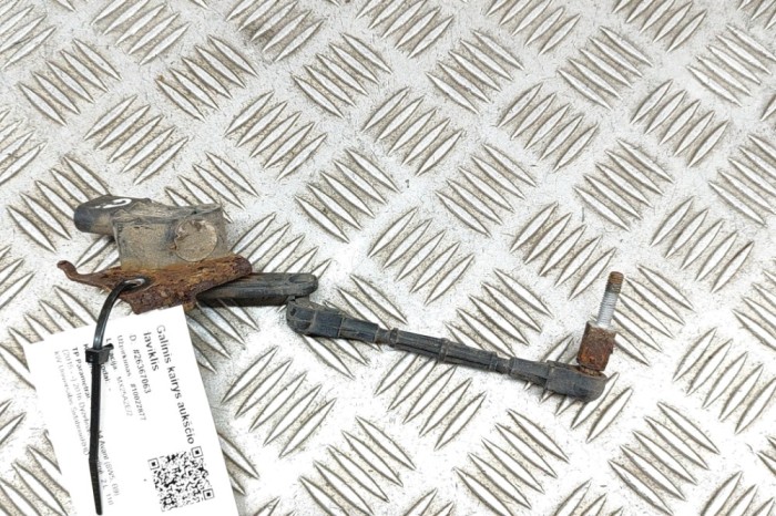 Senzor de nivel &icirc;nălțime st&acirc;nga spate AUDI A4 Avant 8W5, B9 2016 OEM: 4M0907503 26367063