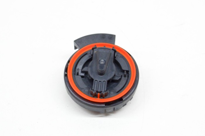 Senzor de impact dreapta față TESLA MODEL Y 2020 OEM: 1036762-00-A 13837468
