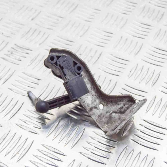 Senzor de nivel &icirc;nălțime dreapta spate TESLA MODEL S 2014 OEM: 1027976-00-A,6006526-00-B 11539006