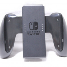 Nintendo Switch controller joy con grip HAC-011