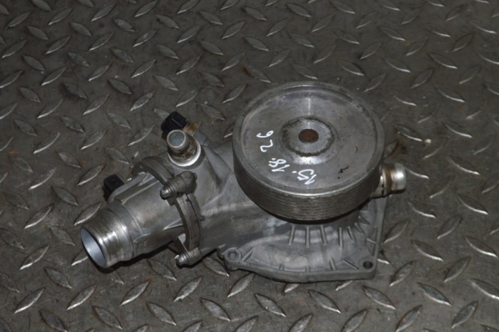 Pompa de apa BMW X5 E70 2010 12216483