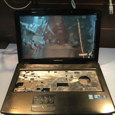 DEZMEMBREZ LAPTOP MEDION E6214 98330 DEFECT foto