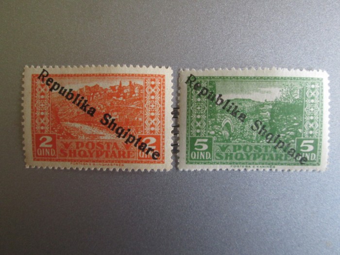 ALBANIA SERIE MNH/MH=88