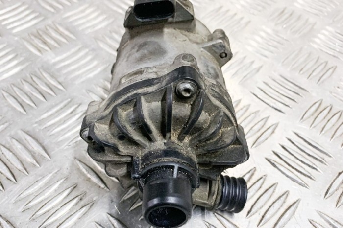Pompa de apa auxiliara BMW 5 F10 2011 OEM: 7.01360.16.0,7566335 11203943