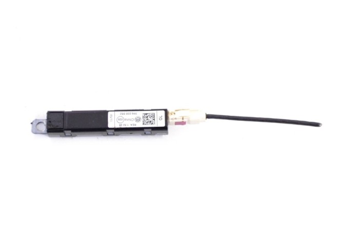 Amplificator de antena VW TOUAREG 7P5 2011 OEM: 7P6035552 | 14371347