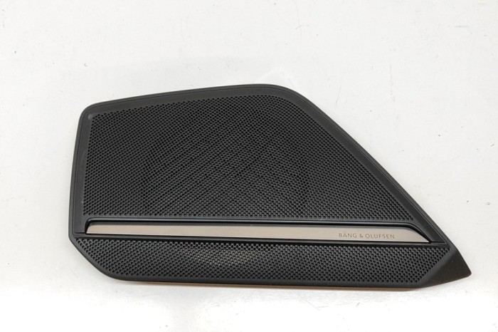 Capac difuzor AUDI A6 C8 Avant 4A5 2019 OEM: 4K0035420A | 31647060