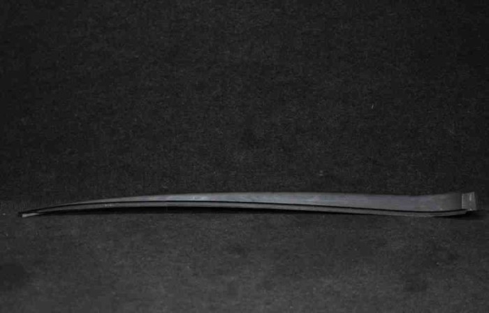 Ornament vertical parbriz st&acirc;nga VW GOLF PLUS 5M1, 521 2011 OEM: 5M0854327D