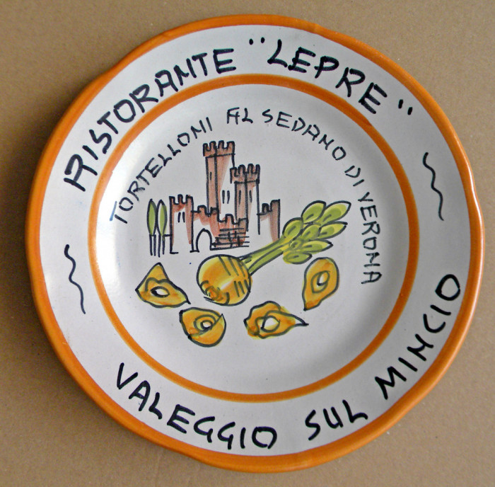 1989 Farfurie de colectie pictata manual Ristorante Valeggio sul Mincio, Italia