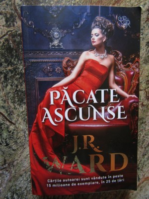 PACATE ASCUNSE-J.R. WARD foto