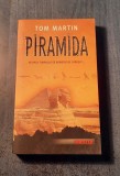 Piramida Tom Martin