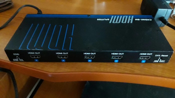 Splitter HY - LINE CHDMI-8M (V1.3d)