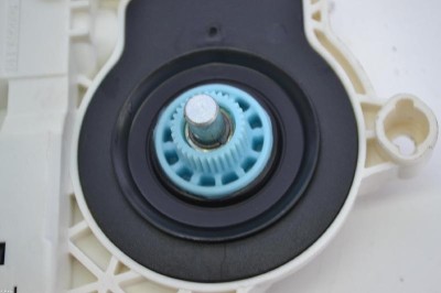 Motor macara geam ușă dreapta spate AUDI Q5 8R 2014 OEM: 8K0959812A 1361335 foto