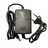 Alimentator 12V 2A cu fir, indicator led si filtru protectie, dimensiune 7.5x5x2.5cm