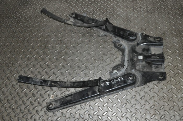 Suport rezervor de combustibil PORSCHE 911 991 2017 OEM: Coupe | 11553214