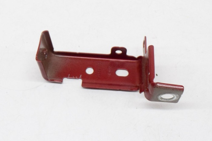 Suport aripa dreapta față VOLVO XC40 536 2020 OEM: 31469375 | 12069089