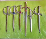 G195- SABII mici Panoplie Vest Europa maner metal alb, lame otel. PRET/BUCATA.