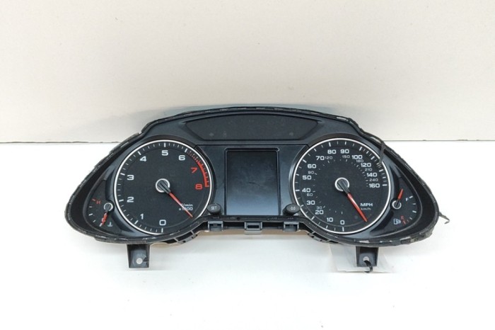Ceas de bord AUDI Q5 8R 2017 OEM: 8R0920981N | 32028630