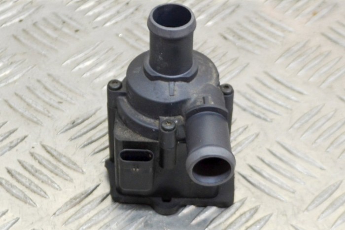 Pompa de apa auxiliara AUDI A4 8K2, B8 2014 OEM: 06H121601N,8K0819147A,704071220 11825631