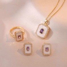 Set bijuterii vintage rectangulare, placate cu aur de 18 K, cu cristale de zirconiu violet, sidef si strasuri