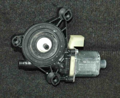 Motor macara geam ușă dreapta spate AUDI A3 Limousine 8VS, 8VM 2015 OEM: 5Q0959802 1967867 foto