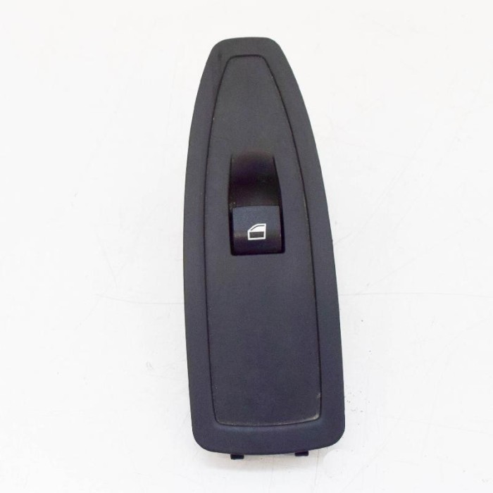 Buton geam ușă st&acirc;nga față BMW 1 F20 2017 OEM: 7240421141218109208107A01762 4054732