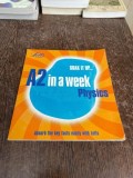 Soak it up... A2 Physics in a Week - Ghid de Studiu Letts, 104 pagini, Coperti Brosate