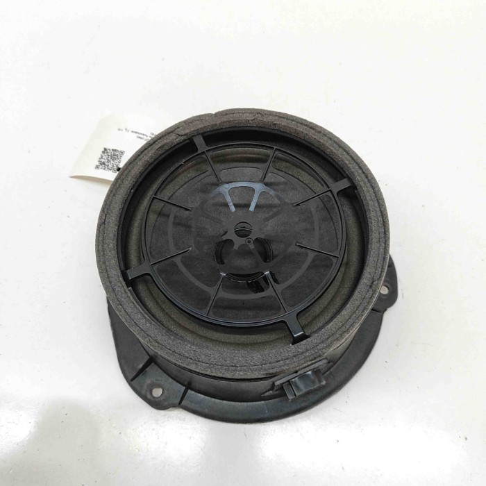 Difuzor ușă dreapta spate AUDI Q7 4M 2020 OEM: 4M0035411 31968002