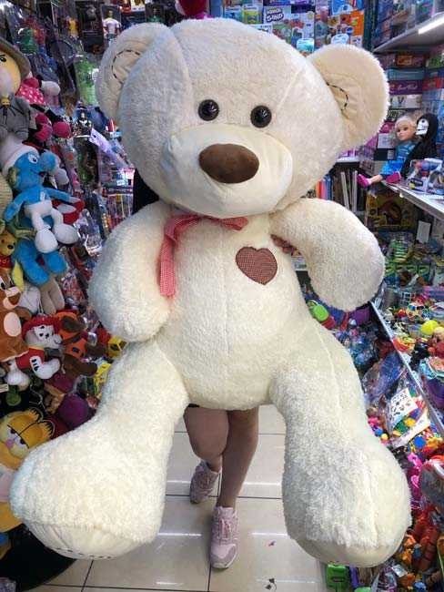 Urs de plus peticel gigant alb