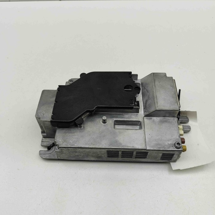 Amplificator de sunet BMW 4 Convertible G23, G83 2022 OEM: 5A82E12