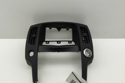 Gura de ventilație planșa de bord NISSAN 370 Z Coupe Z34 2014 OEM: 68260-1EL2A | 31994567 foto