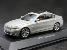 Macheta BMW seria 5 f10 Schuco 1:43 foto