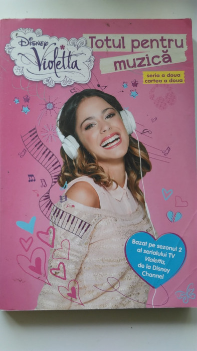 Totul pentru muzica (colectia Disney Violetta) (5+1)4