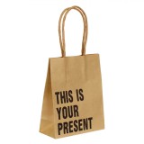 Sacosa Cadou Kraft, Model This is Your Present, Dimensiuni 11.5x6x14.5cm