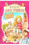 Hotelul Labuta Fermecata: Disparitia stapanei - Feline Lang