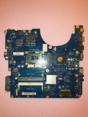 placa de baza si procesor SAMSUNG R730 - pentru piese -