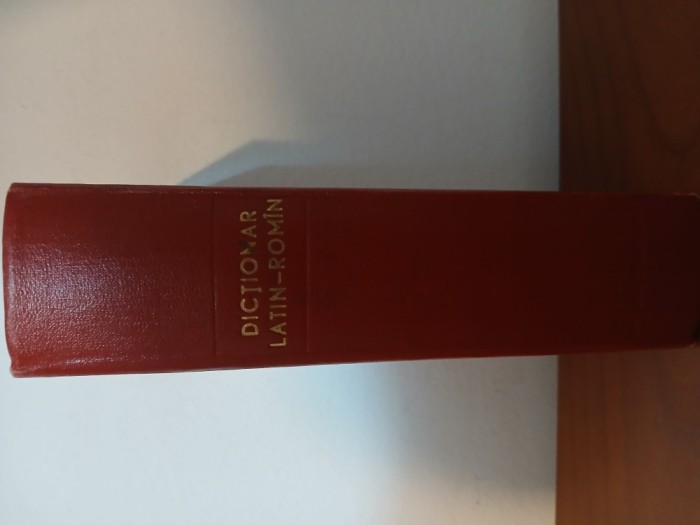 Dicționar Latin-Rom&icirc;n-Rodica Ocheșeanu