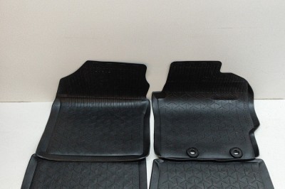 Set covorașe TOYOTA YARIS CROSS MXP_ 2022 OEM: PW210-0D075 | 27547517 foto